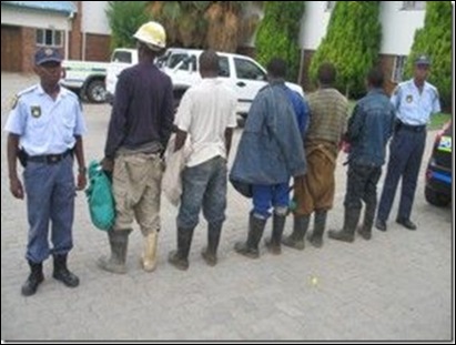 ILLEGAL GOLD MINERS ARRESTED ODENDAALSRUST ILLEGAL GOLD MINERS ARRESTED ODENDAALSRUST