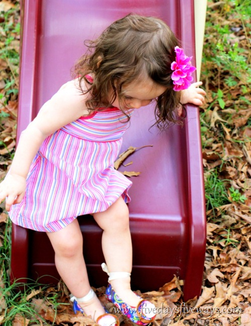 [IMG_2651%255B5%255D.jpg&description=Try-it Tuesday: Reversible Baby Booties')]