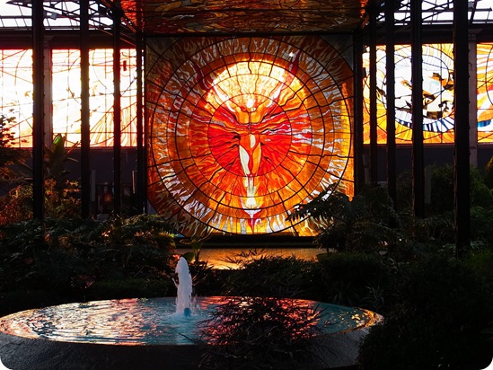 Interior del cosmo vitral