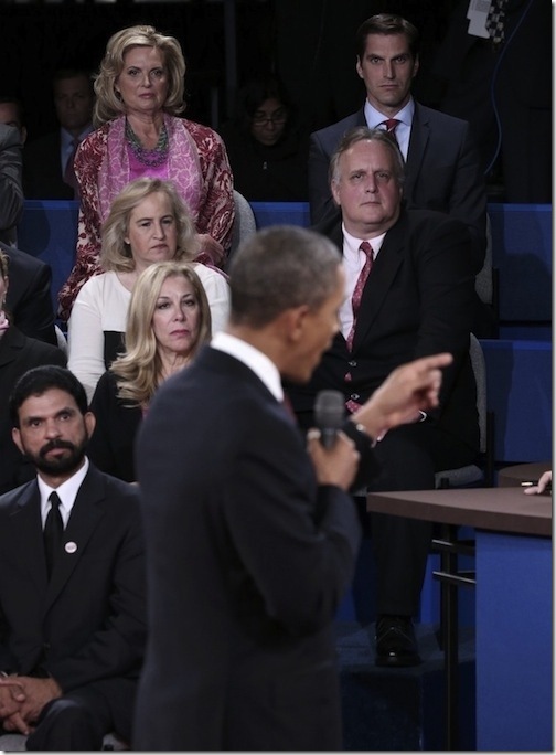 women-binders-hofstra-debate-15