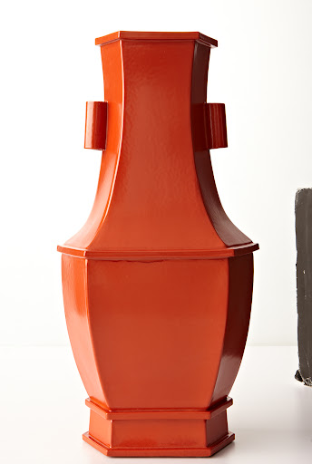 This Mediterranean red makes more of a statement. (larsbolander.com)