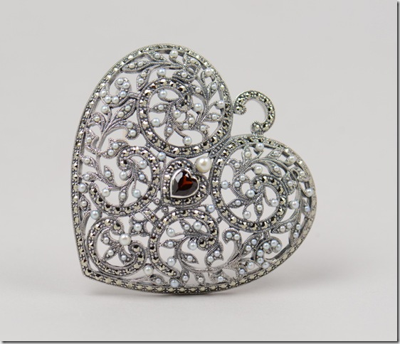 Broche-colgante corazón