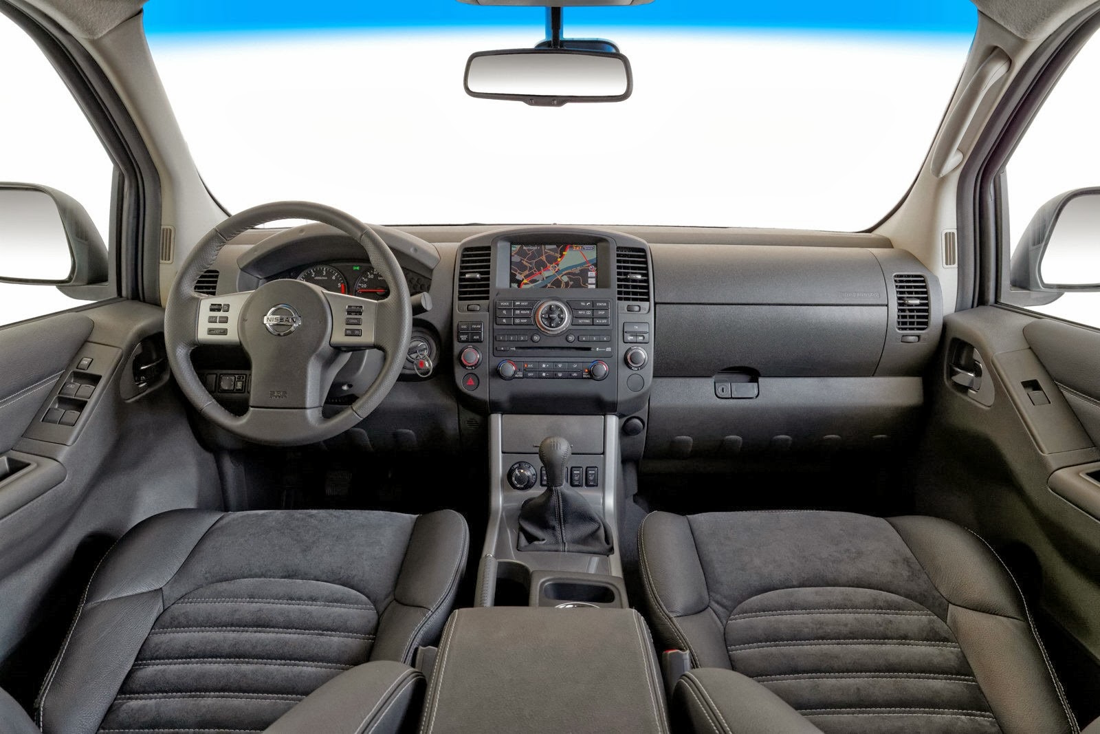 [Nissan-Navara-LE-SV-6%255B2%255D.jpg]