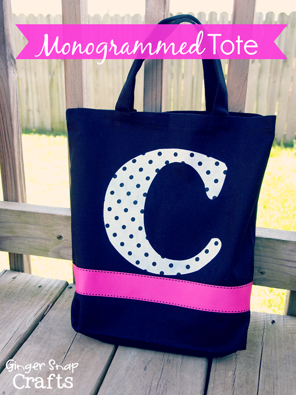 [Monogrammed%2520Tote%2520from%2520%2540gingersnapcrafts.com%2520%2523Silhouette%2520%2523fabric%2520%2523tutorial%255B3%255D.png]