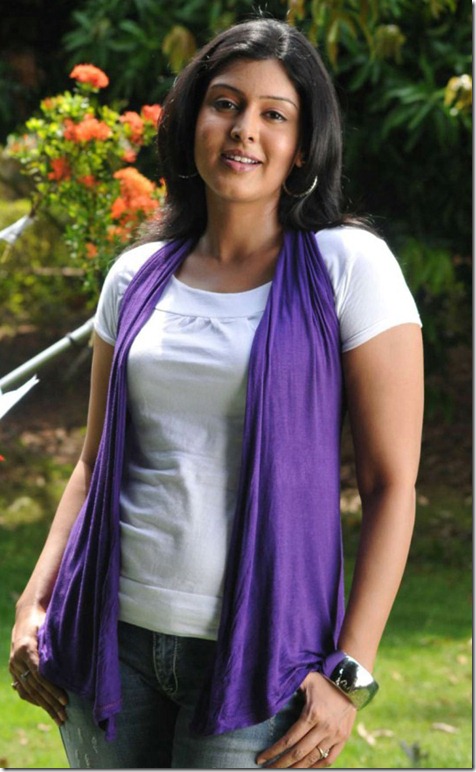 Machan Tamil Movie Actress Sheryl Brindo Stills