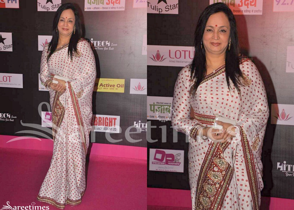 [White_Embroidery_Saree%255B4%255D.jpg]