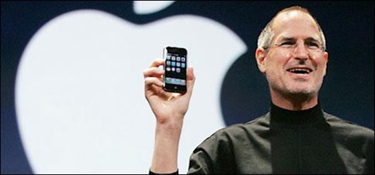 Steve Jobs with iphone