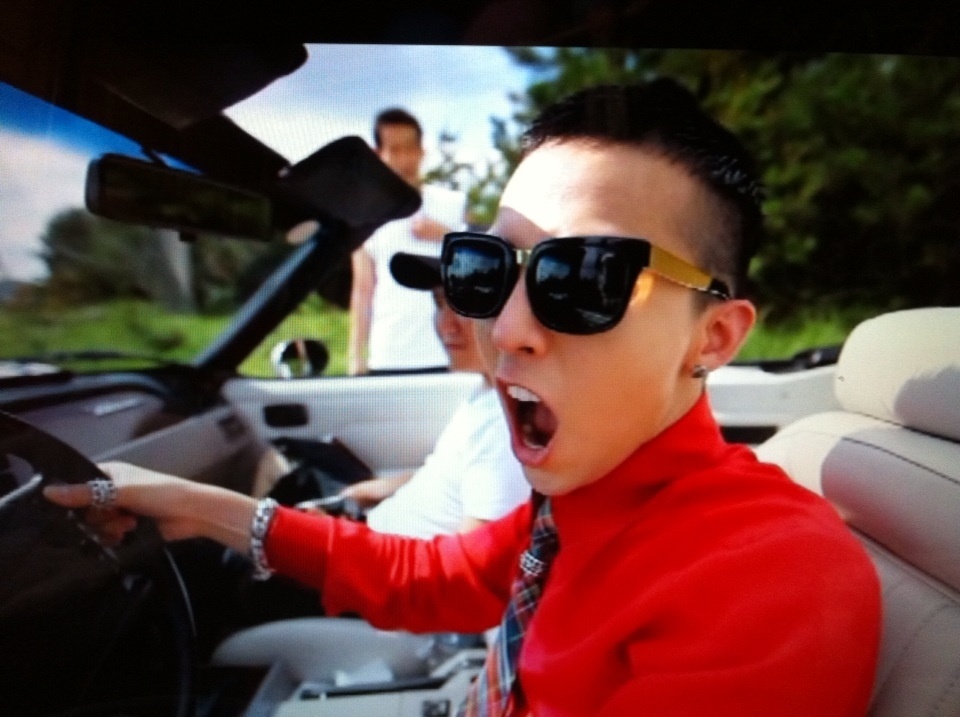 G-Dragon & TOP - Oh Yeah - 2011 - 19.jpg