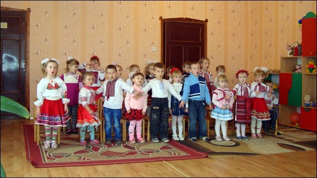 Вихованці дитячого садка у Вишневі Вихованці дитячого садка у Вишневі