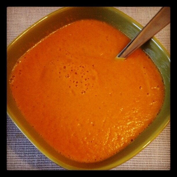 [7%2520Tomaten-Karotten-Curry-Suppe%255B3%255D.jpg]