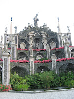 Italian garden monument