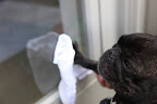 It's important to use a good repetitive and uniform motion when cleaning glass to avoid making streaks.
