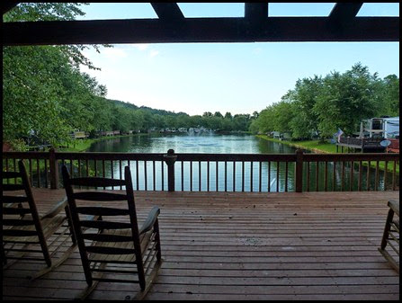 07d3 - Rivers Edge RV Park, View of Lake from Clubhouse Deck