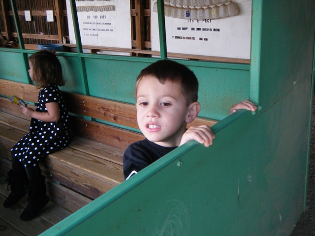 [bottomviewfarmswmops0173.jpg]