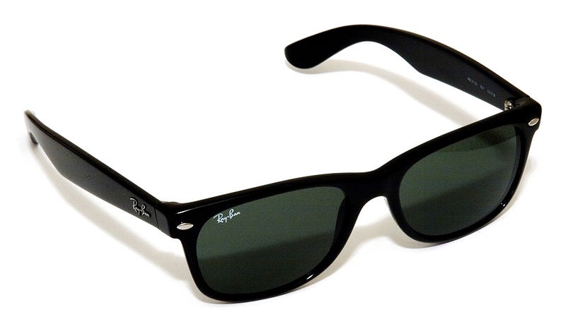 [800px-RayBanWayfarer%255B5%255D.jpg]
