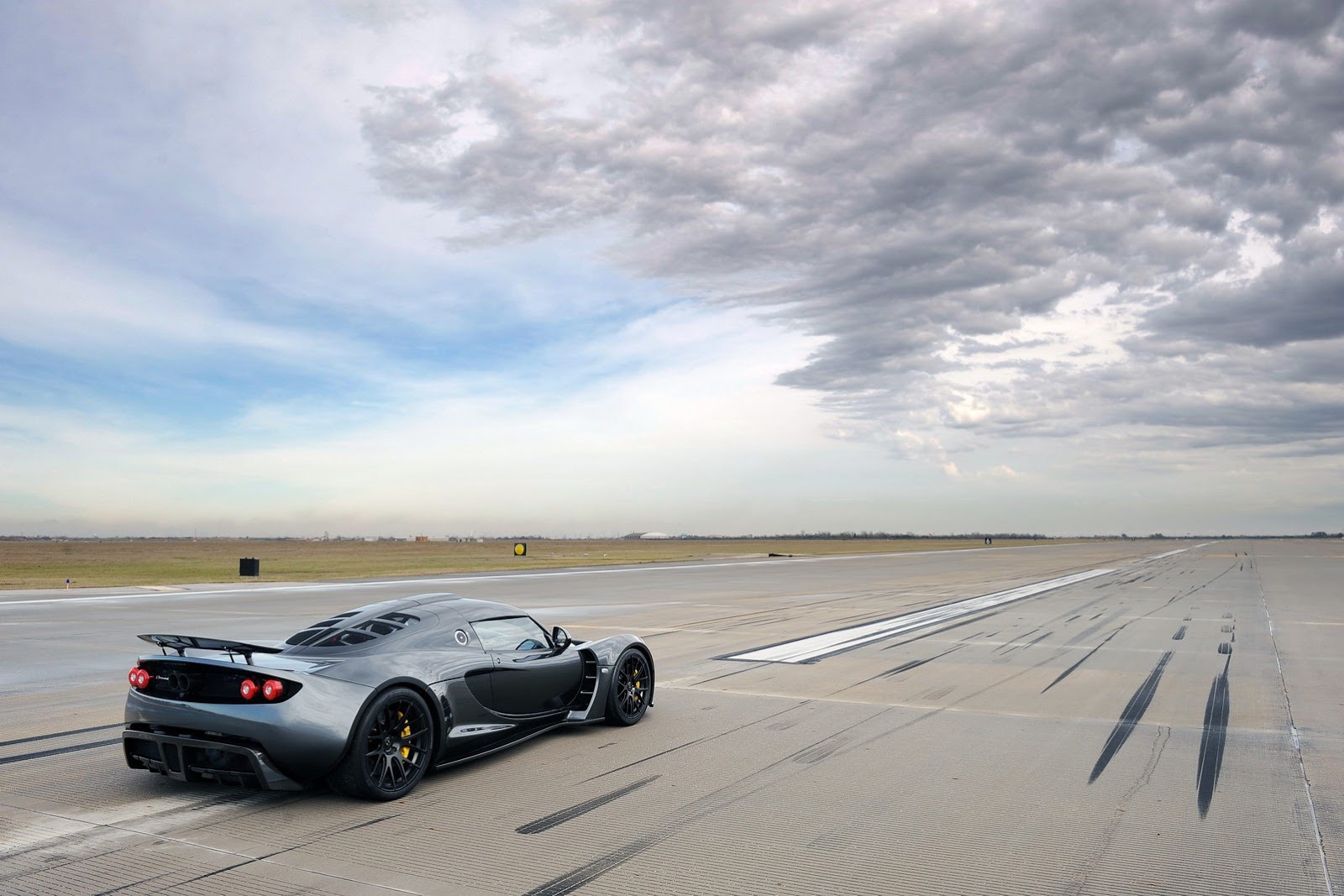 [Hennessey-Venom-GT-Record-11%255B5%255D.jpg]
