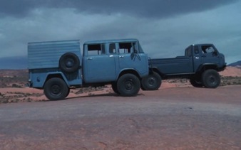 Jeep-Mighty-FC-Concept-and-1964-Jeep-FC-623x389