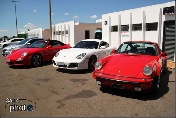 Porsches Porsches