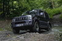 2012-Suzuki-Jimny-Facelift-carscoop4 (2) 2012-Suzuki-Jimny-Facelift-carscoop4 (2)