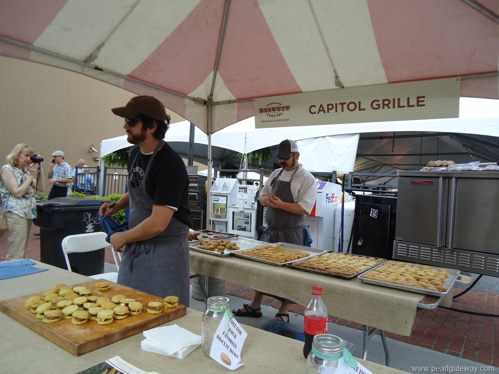[Biscuit%2520Fest%25202012%2520006%255B7%255D.jpg]