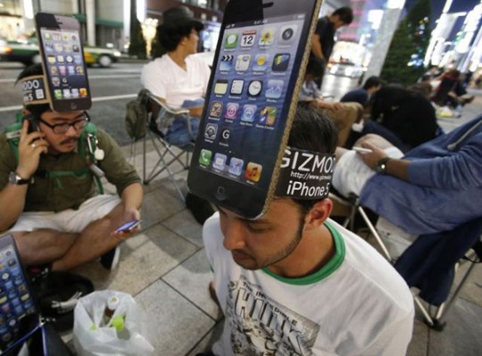 [iphone-5-fanatics-10%255B2%255D.jpg]