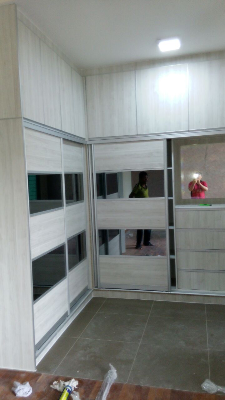 Agr Cabinets And Wardrobe Formula Project In Uk Perdana