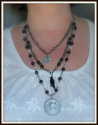 Итак - ожерелья.