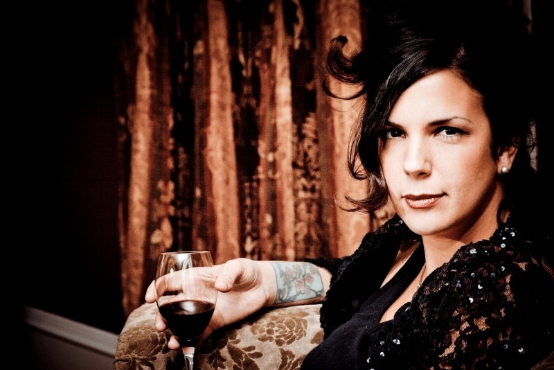 [SarahBorgeswineglasspic%255B2%255D.jpg]