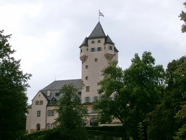 Colmar_Berg_05_grand_duke_castle_Luxembourg Colmar_Berg_05_grand_duke_castle_Luxembourg