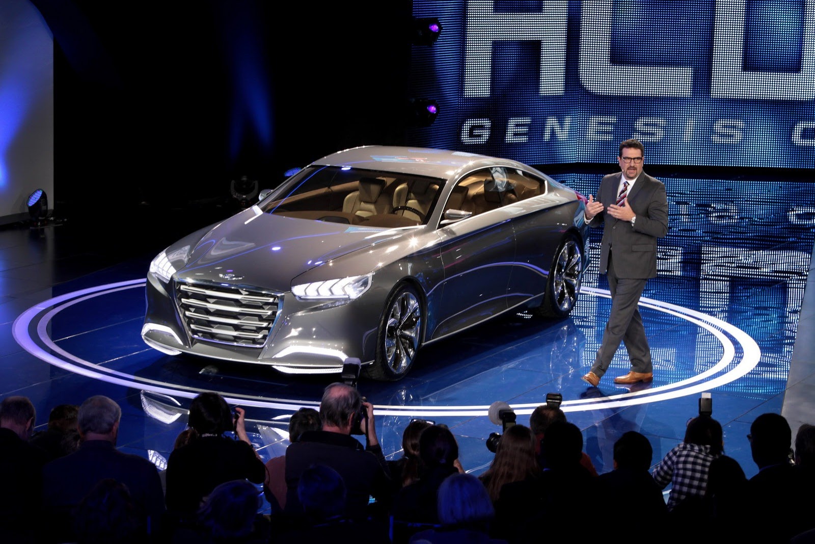 [Hyundai-HDC-14-Genesis-Concept-5%255B2%255D.jpg]