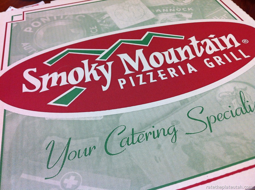 [Smoky%2520Mountain%2520Pizzeria%2520Grill%2520Pizza%255B3%255D.jpg]