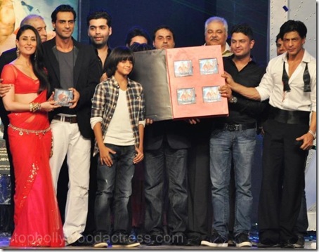 Shahrukh Khan Kareena  Kapoor at Ra.One Music Launch pictures8