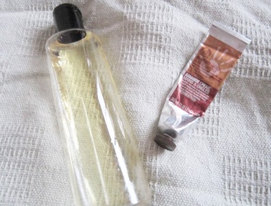 neutrogena body oil and tbs hand cream, bitsandtreats