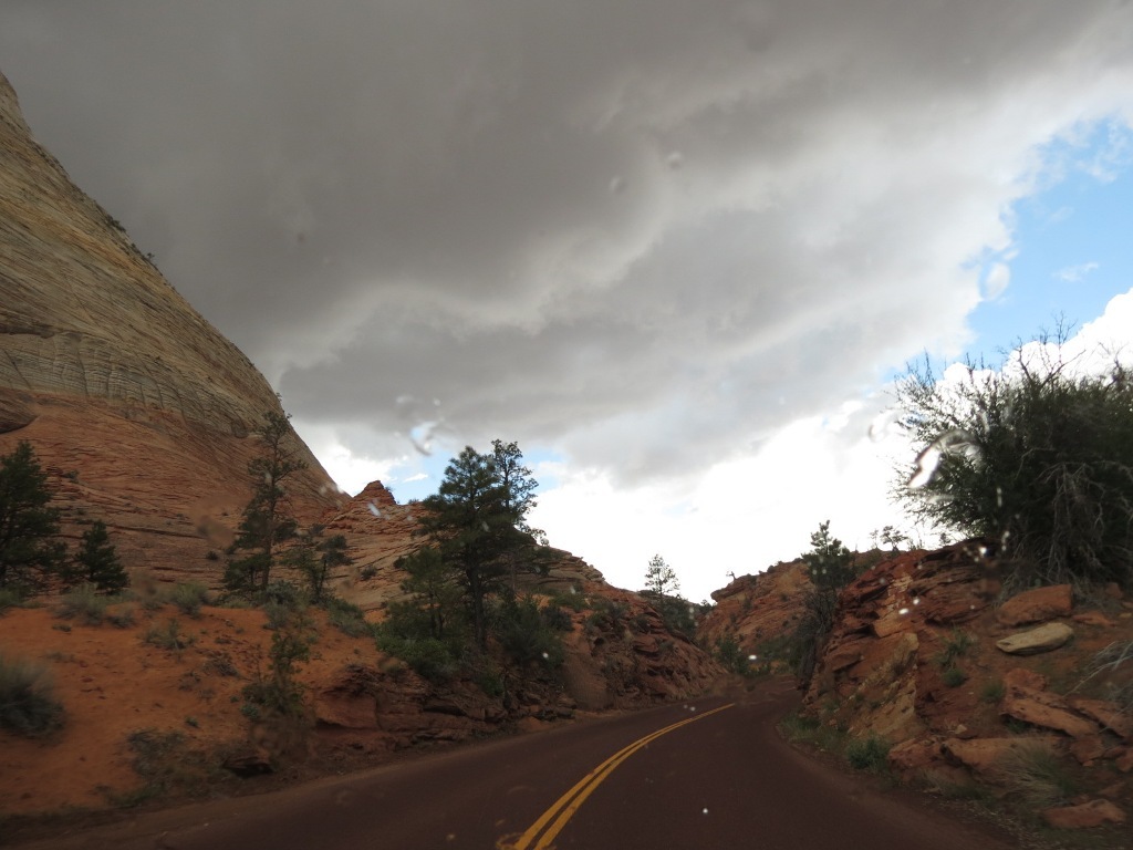 [zionnp_zion_storm%255B3%255D.jpg]