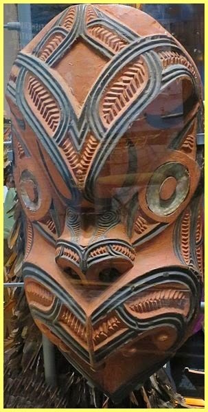 [Mask_%2528koruru%2529%252C_Maori%252C_Bishop_Museum%252C_accession_01413%255B3%255D.jpg]