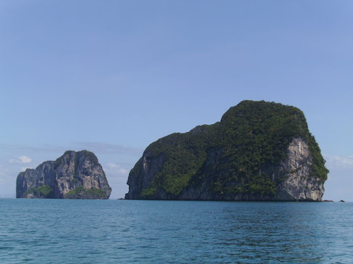 Our island is on the left. We're going to explore the island on the right