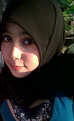 Lihatlah Foto Foto Wanita Berhijab Dibawah Ini Cantik Cantik Bukan He Lihatlah Foto Foto Wanita Berhijab Dibawah Ini Cantik Cantik Bukan He