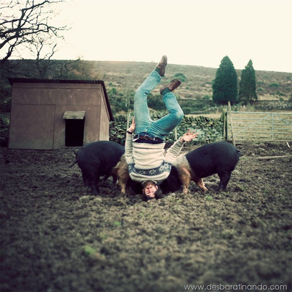 upside-down-self-portraits-stephen-caulton-morris-desbaratinando (3)