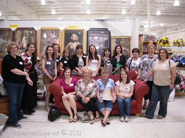 Mint Julep June Jaunt Gals! Bloggers Rock! Mint Julep June Jaunt Gals! Bloggers Rock!