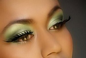 [green_makeup_eyeshadow%255B3%255D.jpg]