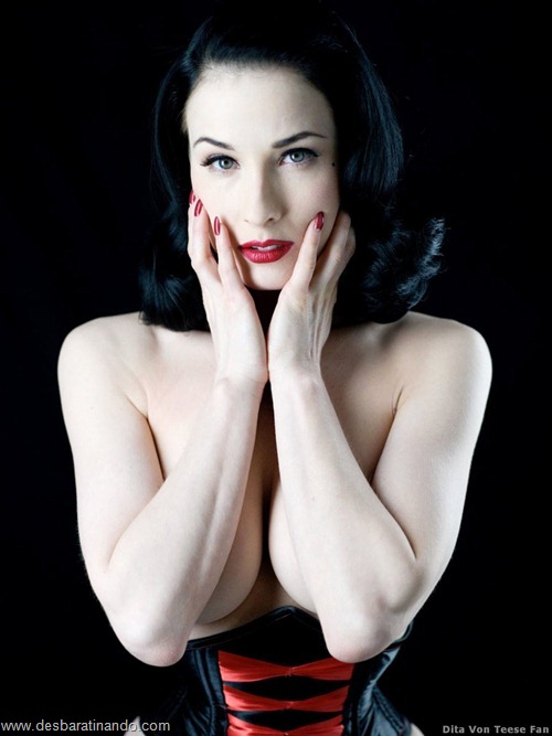 dita von teese linda sensual sexy sedutora desbaratinando (67)