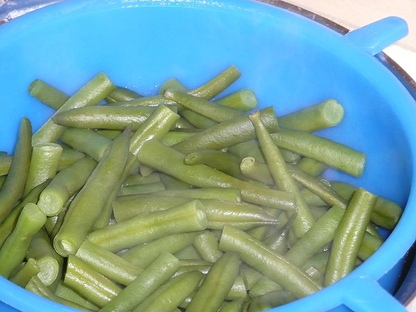 Boiled green beans