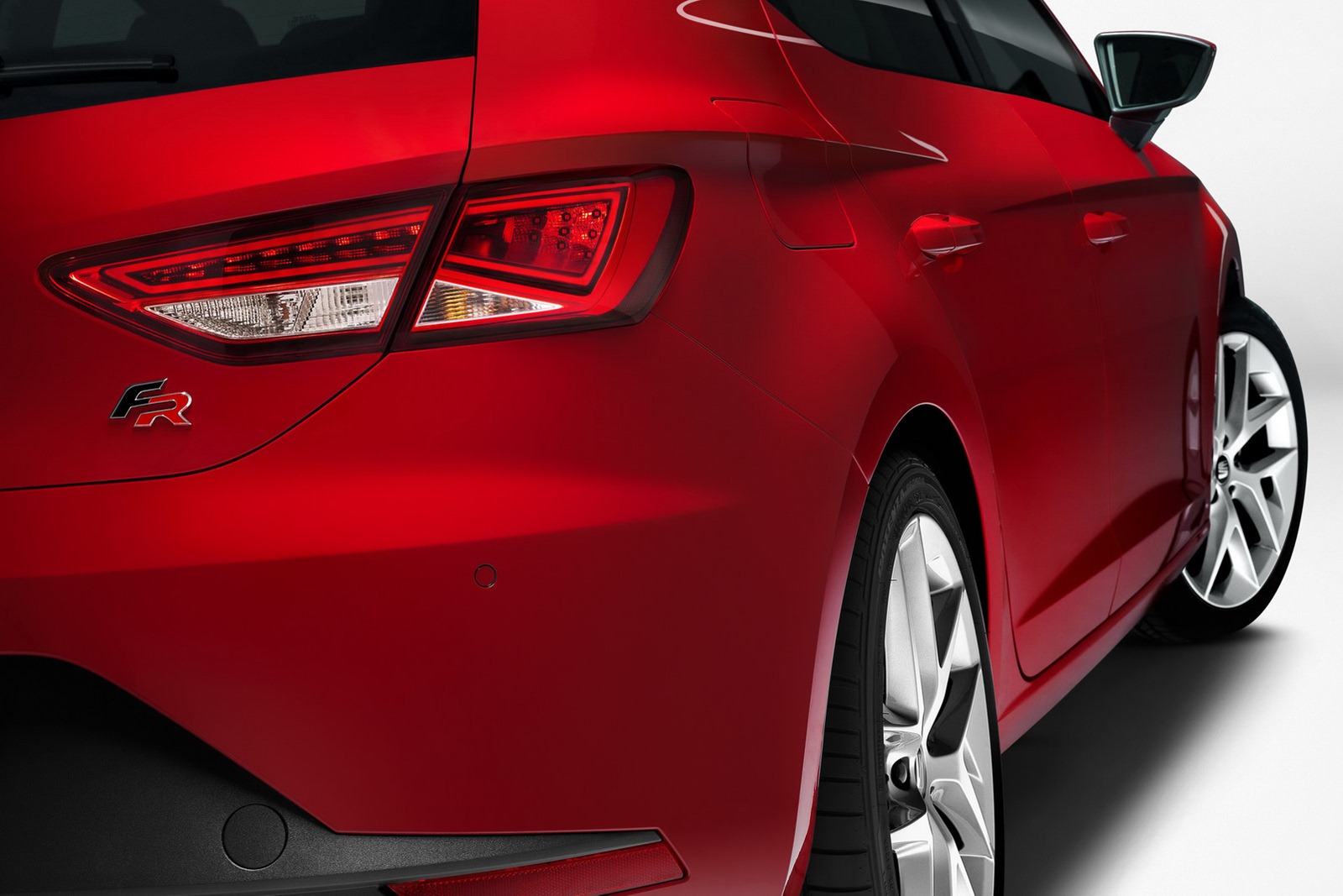 [2013-Seat-Leon-20%255B2%255D.jpg]