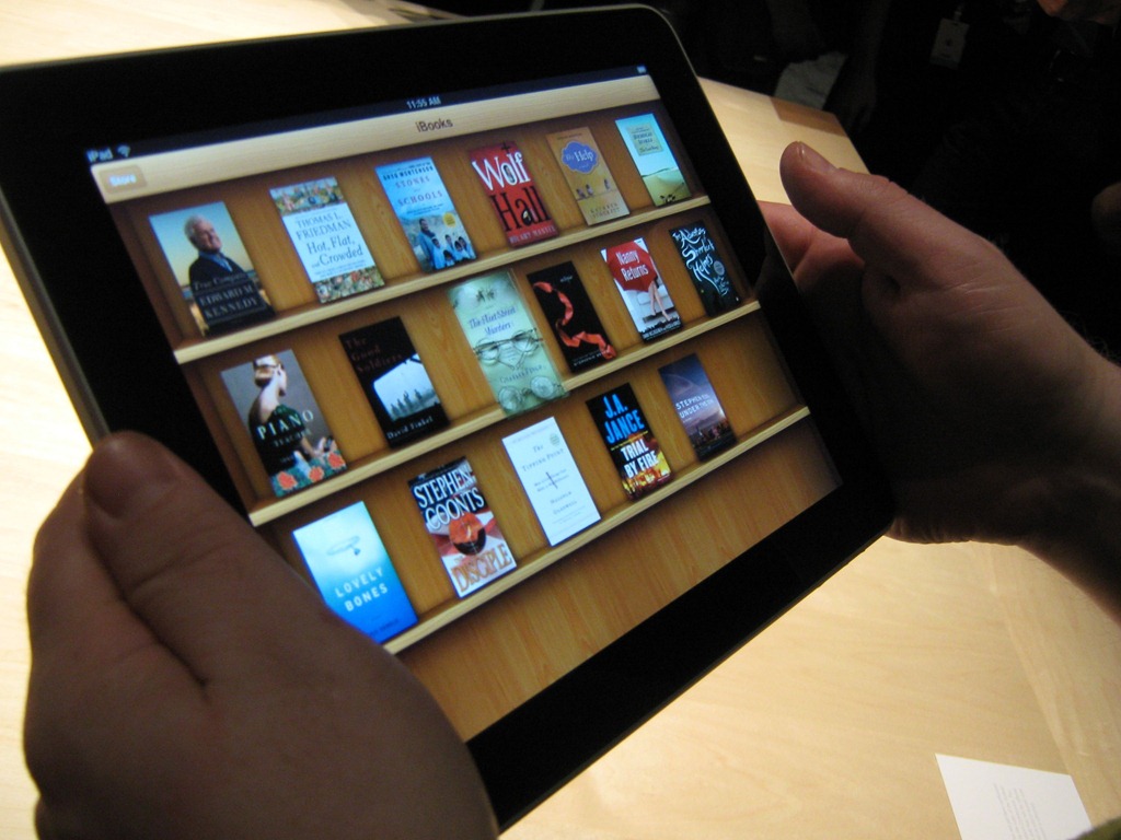 [ipad_ibooks_bookshelf1%255B2%255D.jpg]