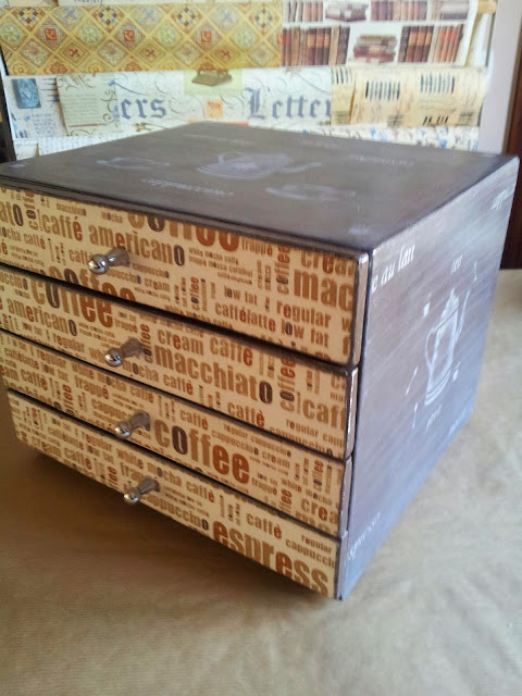 Las ideas de Yoli: Caja dispensadora para café.