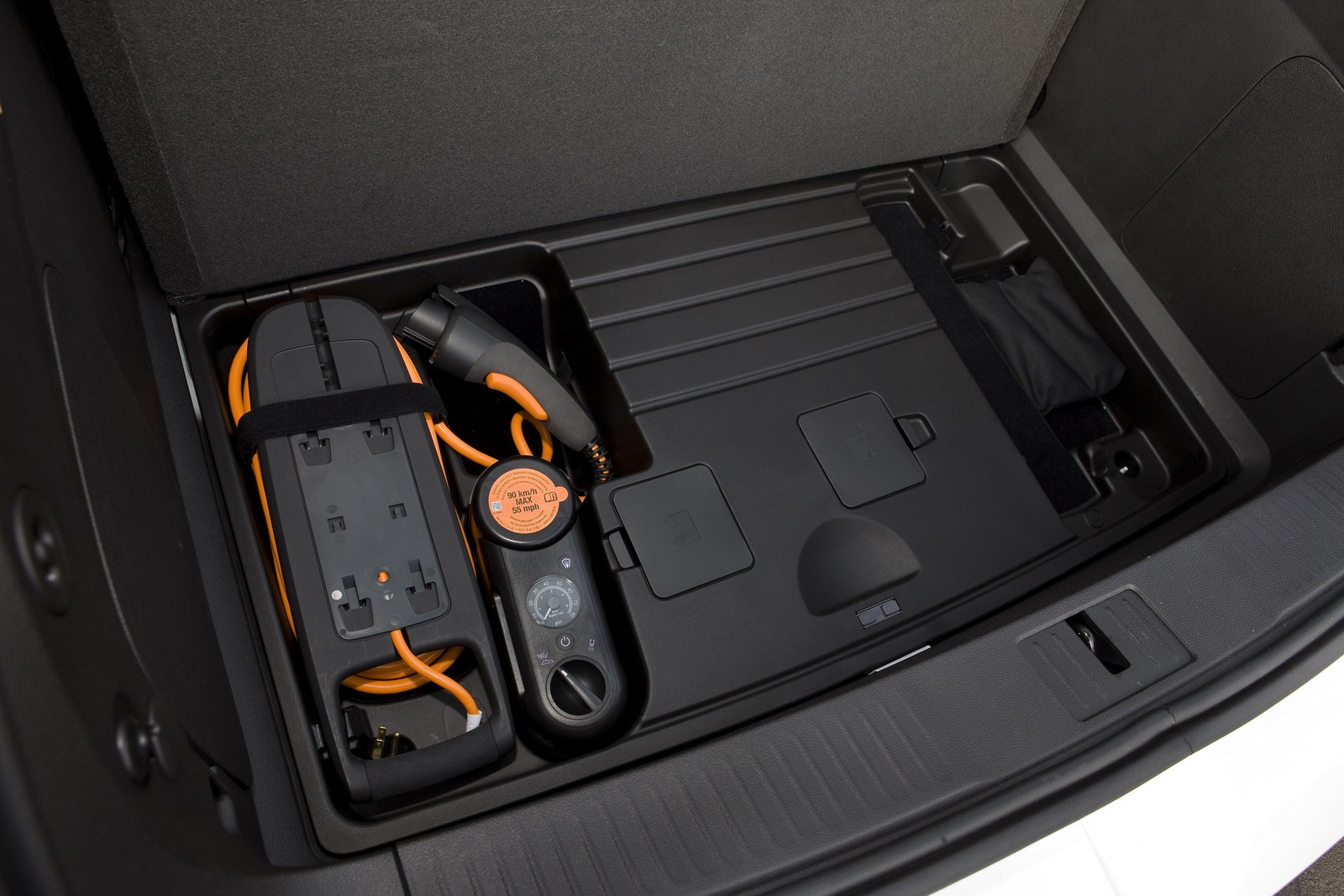 [Chevrolet-Volt-2%255B4%255D.jpg]