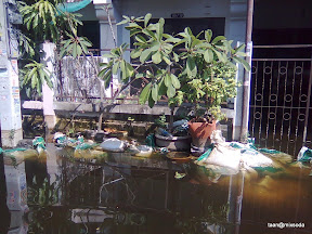 พ่อพุ่กันไปกู้บ้านครั้งที่ 1