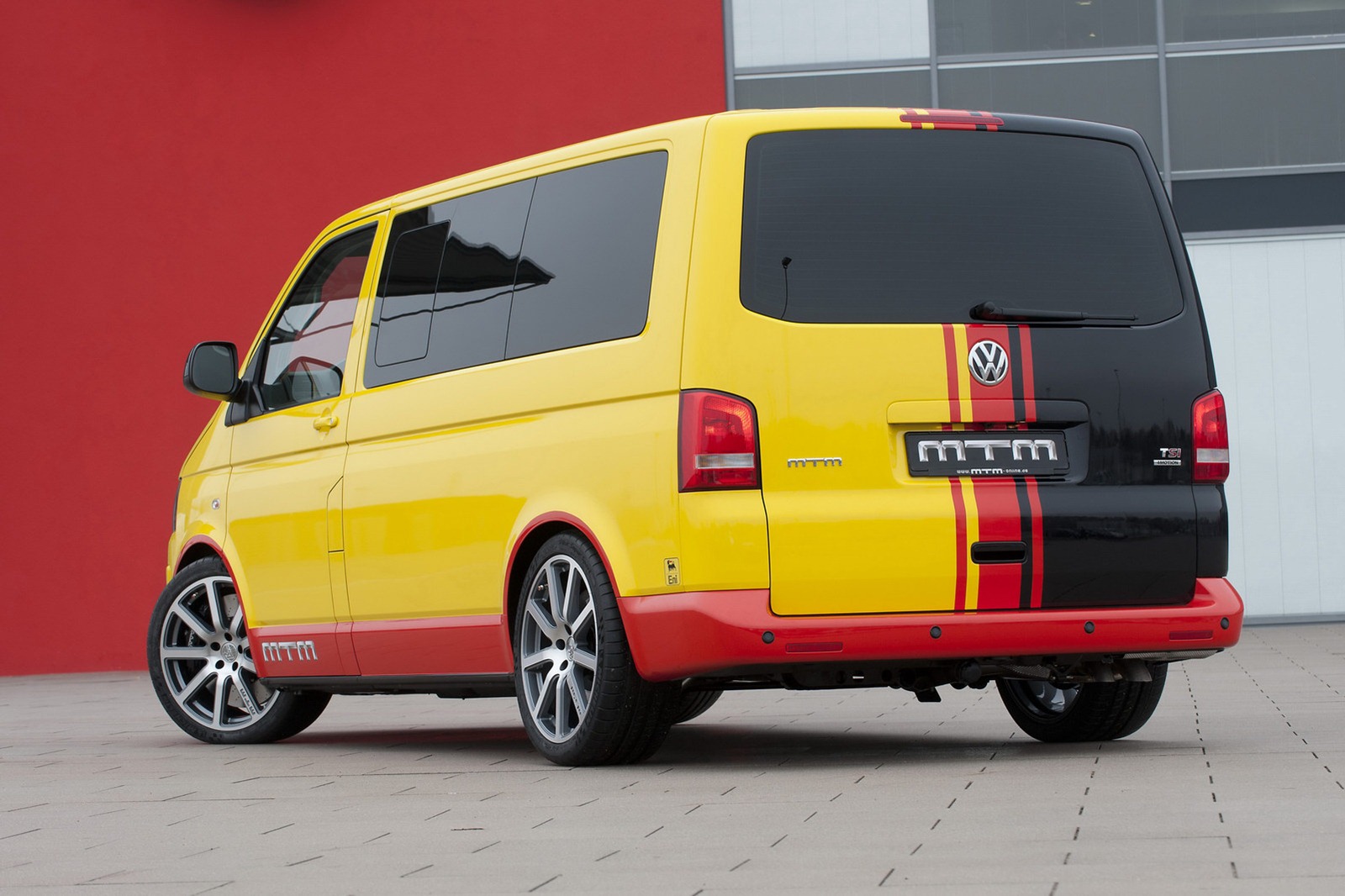 [MTM-2012-Geneva-Motor-Show-16%255B2%255D.jpg]