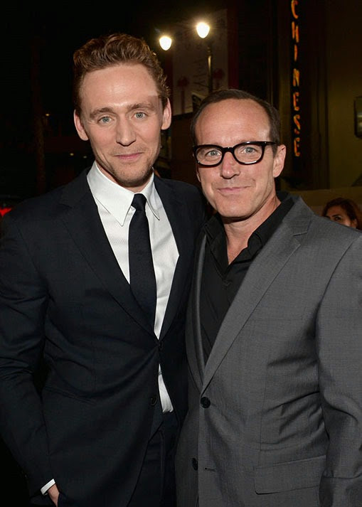 HOLLYWOOD, CA - NOVEMBER 04:  Actors Tom Hiddleston and Clark Gregg attend Marvel's 