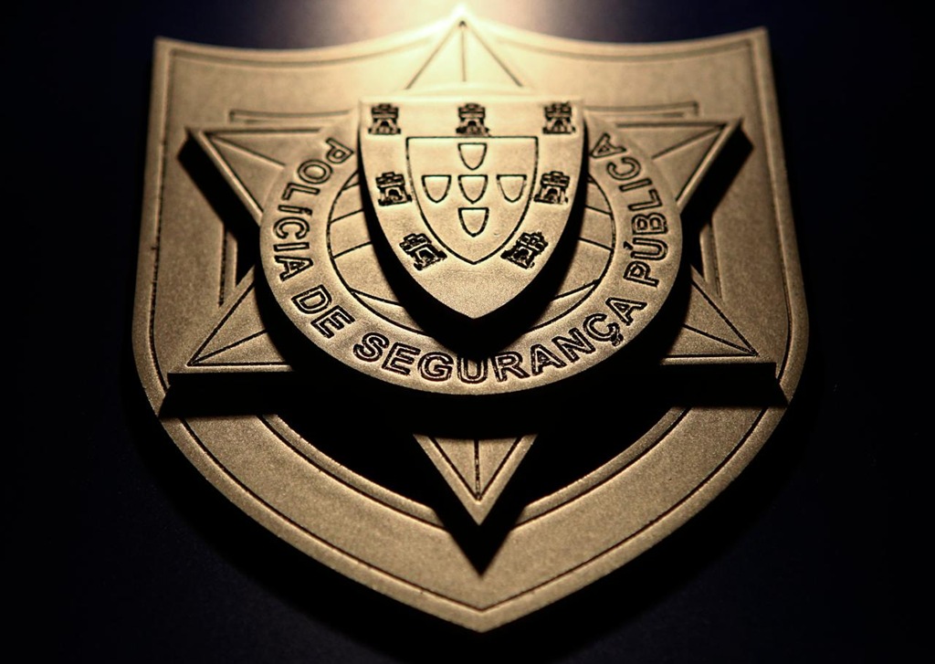 [ALeqM5j9Jj2CzmLtRXlbOraXOFCPyBr1ow%255B3%255D.jpg]